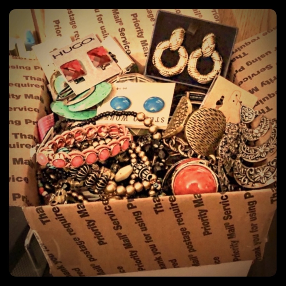 Mystery jewelry box